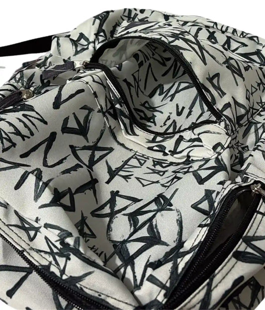 Mochila Escolar Yes Street Branco e Preto Leve Juvenil