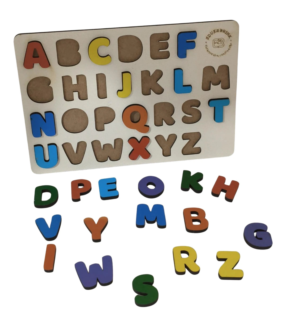 Brincando com letras alfabeto Infantil em madeira A ao Z